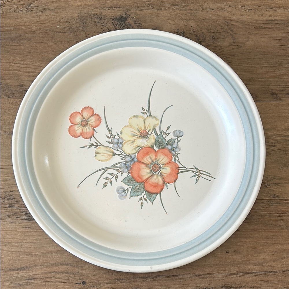 VTG. Country Glen 'Sunny Meadows' 10.75" Stoneware Dinner Plate Japan
